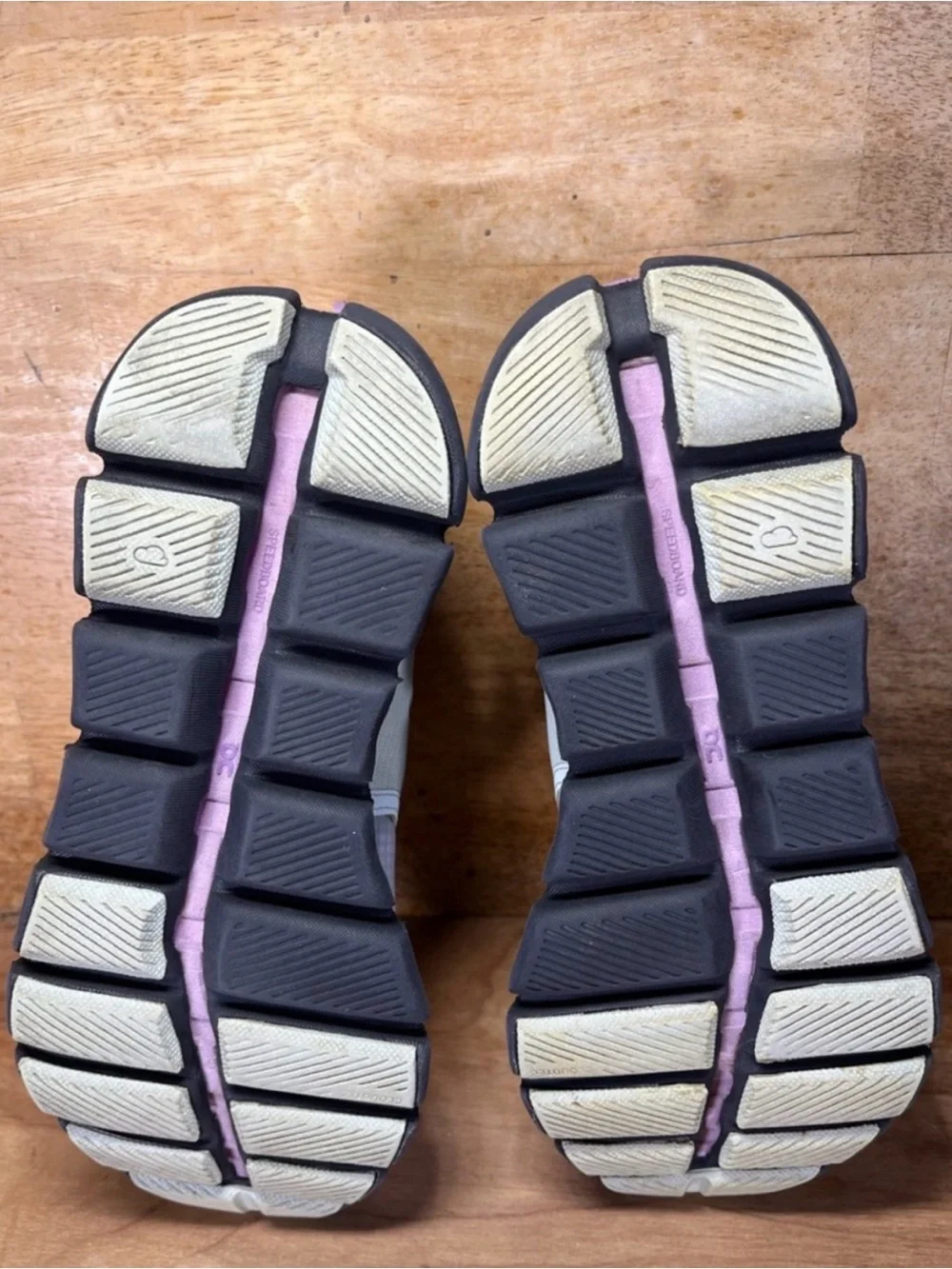 On Cloud X Shift LIGHTWEIGHT Womens Size 7 Running Shoes Sneakers Gray Purple - Picture 8 of 9